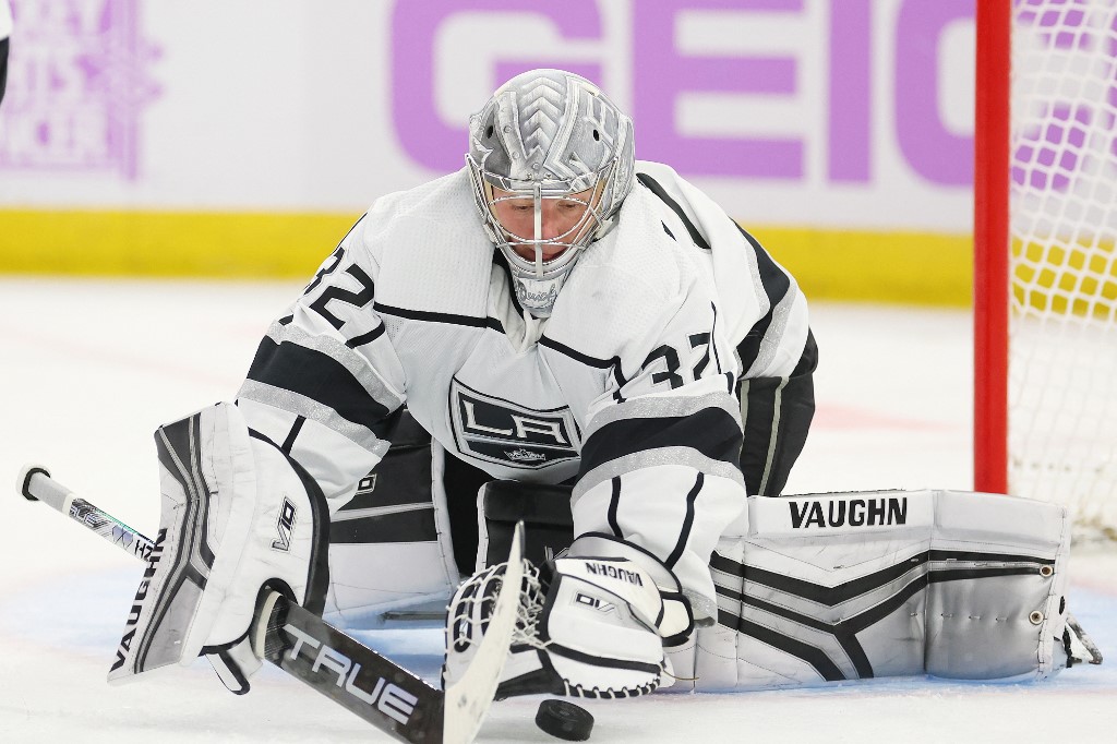 Jonathan Quick of the Los Angeles Kings makes a save against the Chicago Blackhawks during the second period at United Center on November 03, 2022 in Chicago, Illinois.
