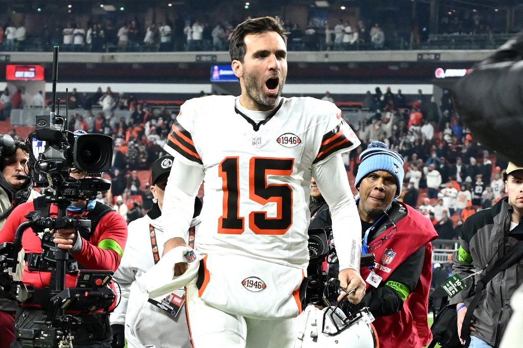 Joe Flacco #15 celebrates after defeating the New York Jets as we look at Ohio's November 2023 sports betting financials