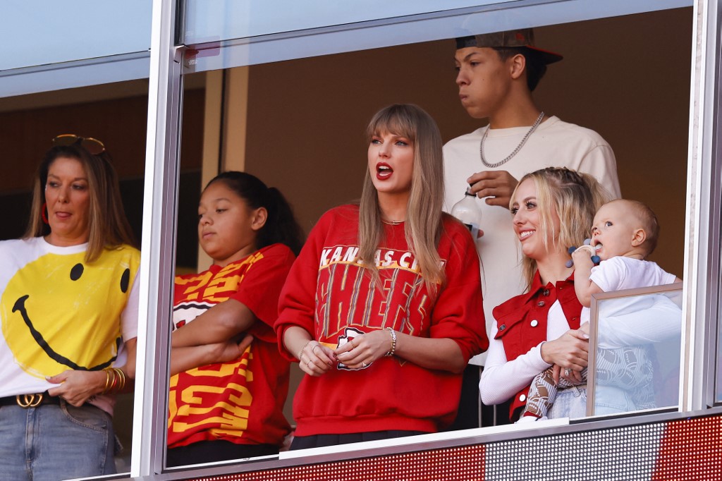Taylor Swift and Brittany Mahomes look on during a game between the Los Angeles Chargers and Kansas City Chiefs as we look at MGM Resort in the third quarter of 2023.