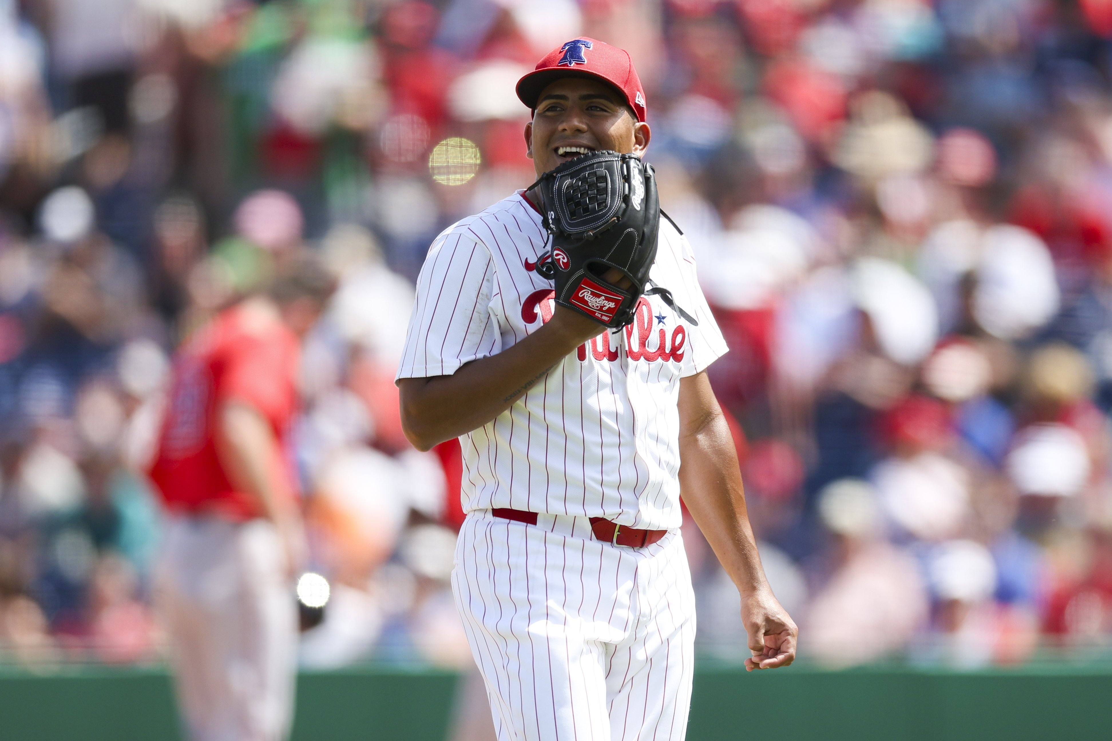 Philadelphia Phillies starting pitcher Ranger Suarez reacts after leaving the game against the Boston Red Sox in the fourth inning at BayCare Ballpark as we look at our Phillies vs. Braves predictions.