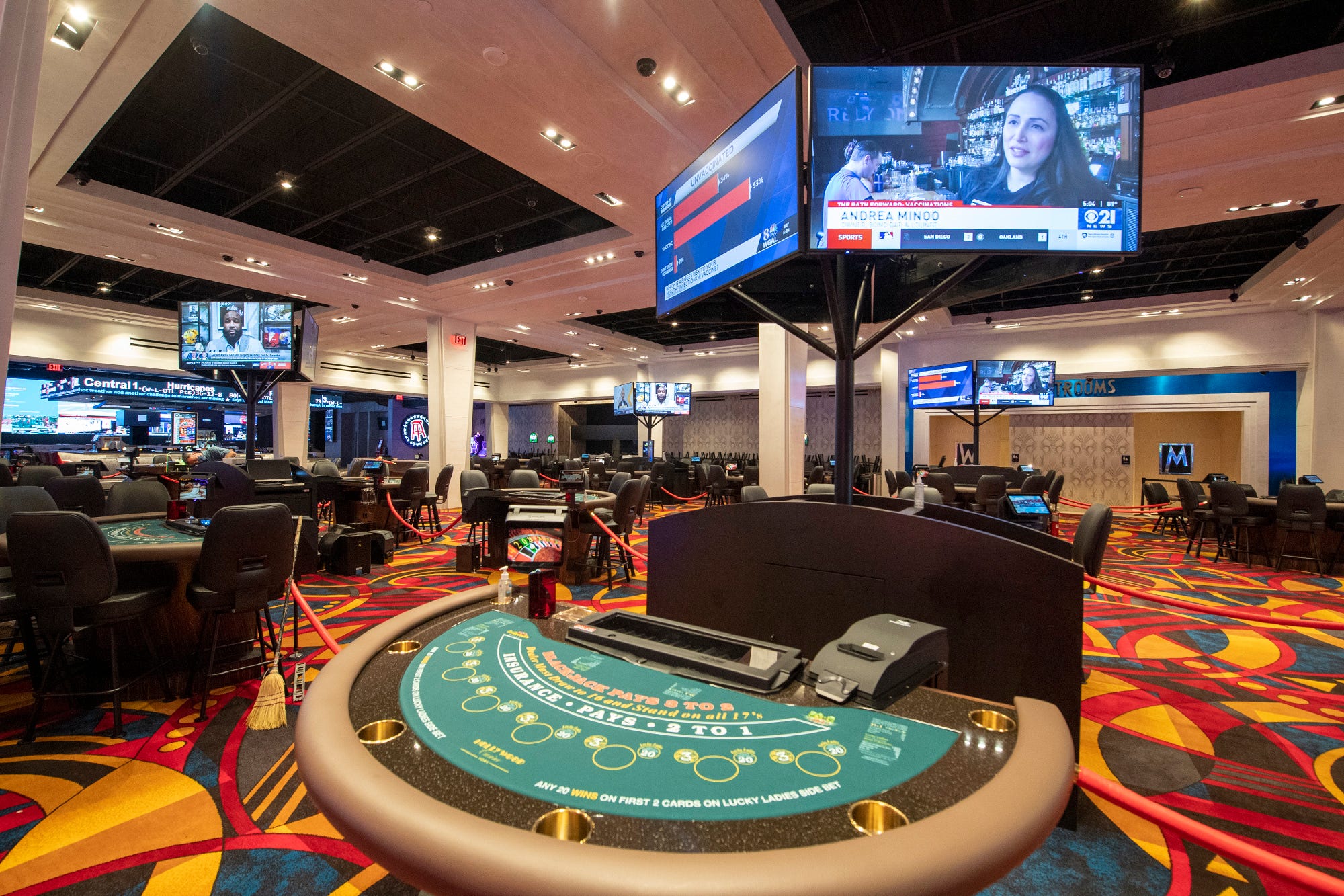 A look at Hollywood Casino York as we discuss New York's potential special legislative session to legalize online casinos.