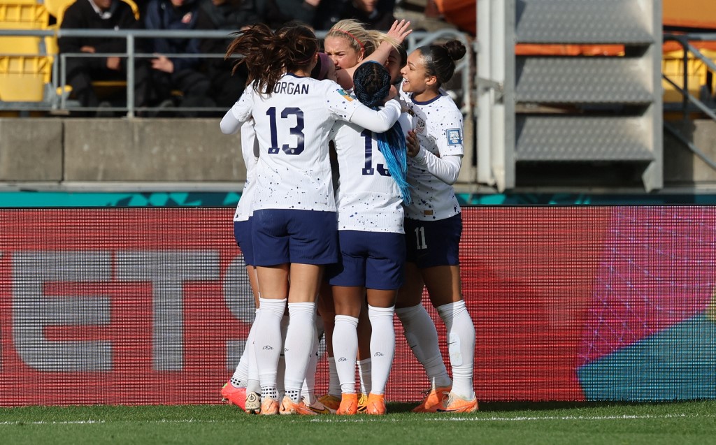 USA's Lindsey Horan celebrates with teammates after scoring a goal in the 2023 Women's World Cup match between the United States and the Netherlands at Wellington Stadium, also known as Sky Stadium, in Wellington. Photo by Marty MELVILLE / AFP.