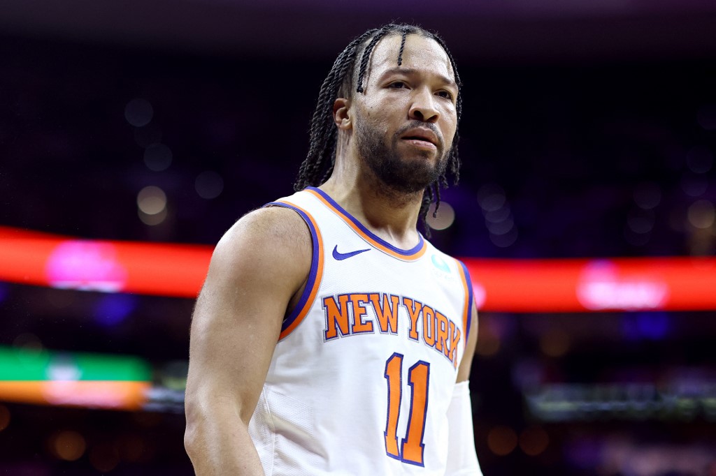 Jalen Brunson of the New York Knicks reacts during the third quarter against the Philadelphia 76ers at the Wells Fargo Center as we look at our Warriors-Knicks NBA player props.
