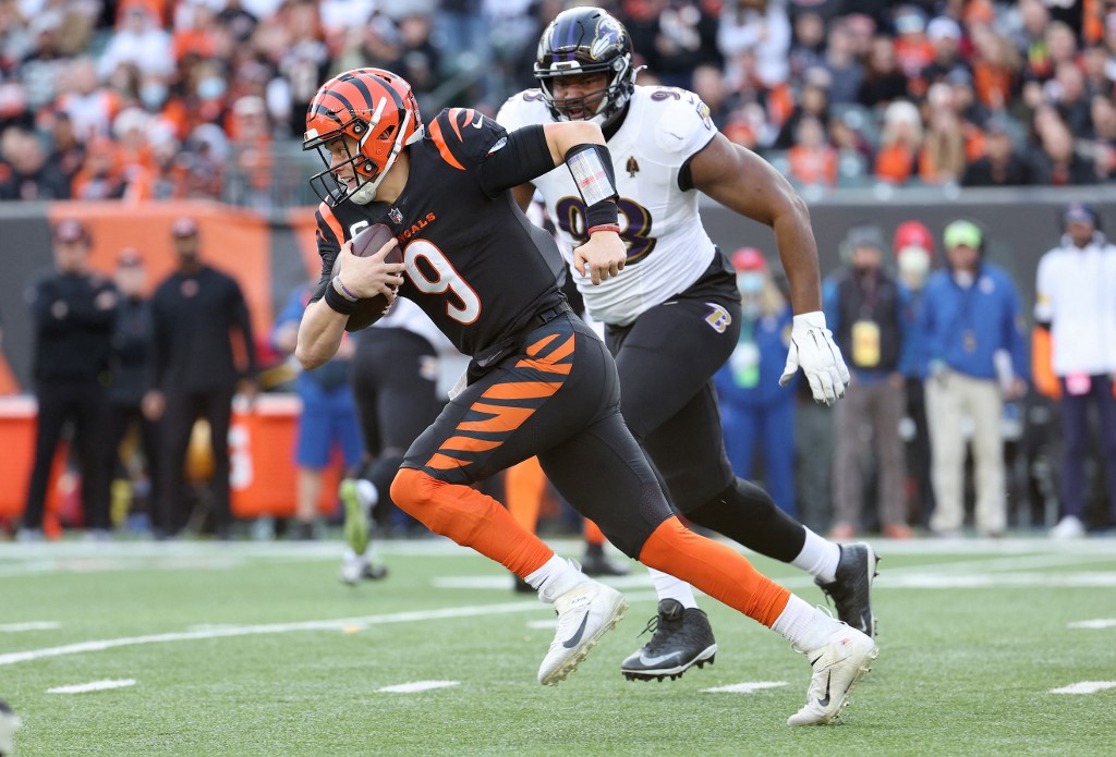 Joe Burrow of the Cincinnati Bengals against the Baltimore Ravens at Paul Brown Stadium in Cincinnati, Ohio. Photo by Andy Lyons/Getty Images via AFP.