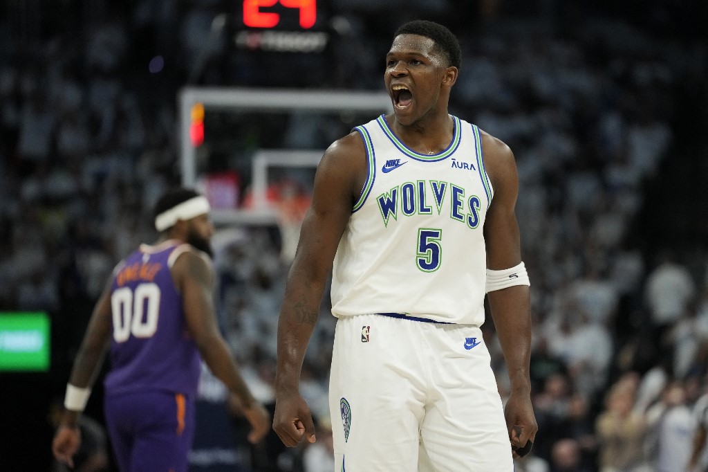 Anthony Edwards of the Minnesota Timberwolves celebrates during the second half against the Phoenix Suns, and we offer our top Suns vs. Timberwolves player props and expert picks based on the best NBA odds.