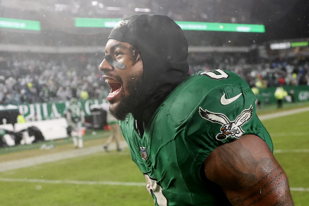 D'Andre Swift #0 of the Philadelphia Eagles reacts as we make our best Eagles vs. Seahawks prediction for MNF