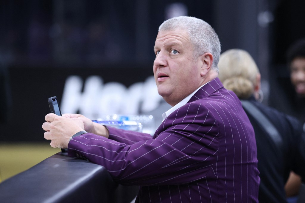 Circa owner Derek Stevens is featured in our latest news update on Circa Sports.