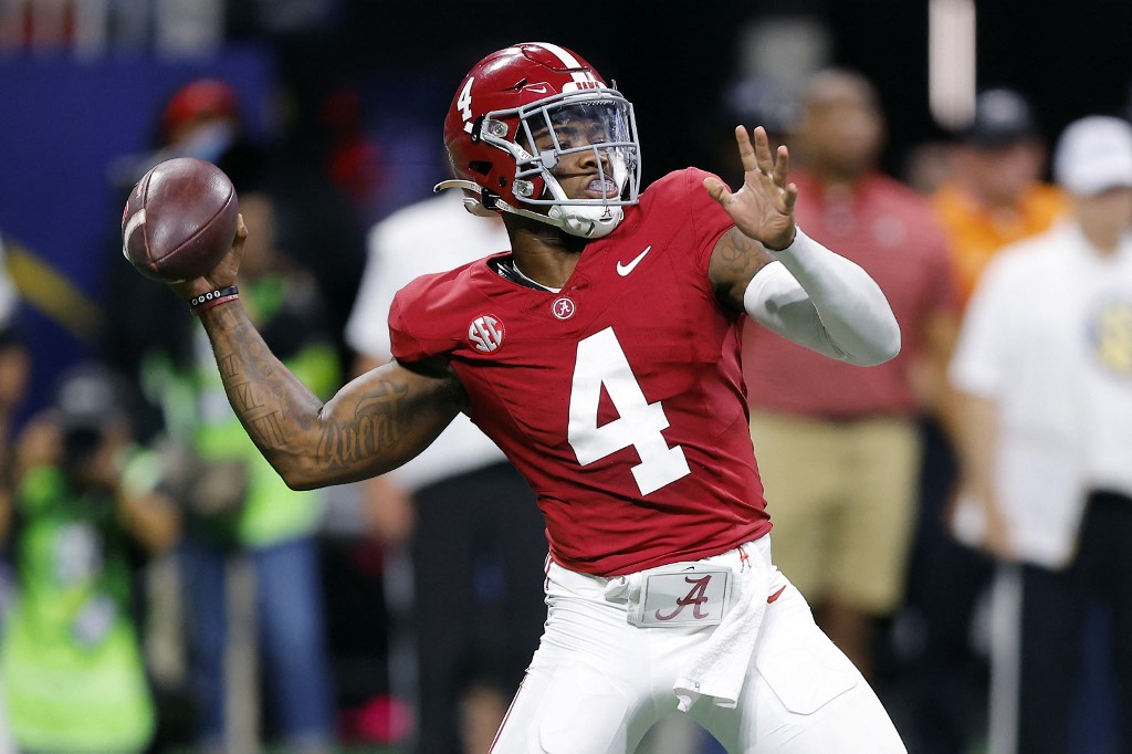 Jalen Milroe of the Alabama Crimson Tide passes the ball as we look at Alabama's win total entering the 2024-25 season.