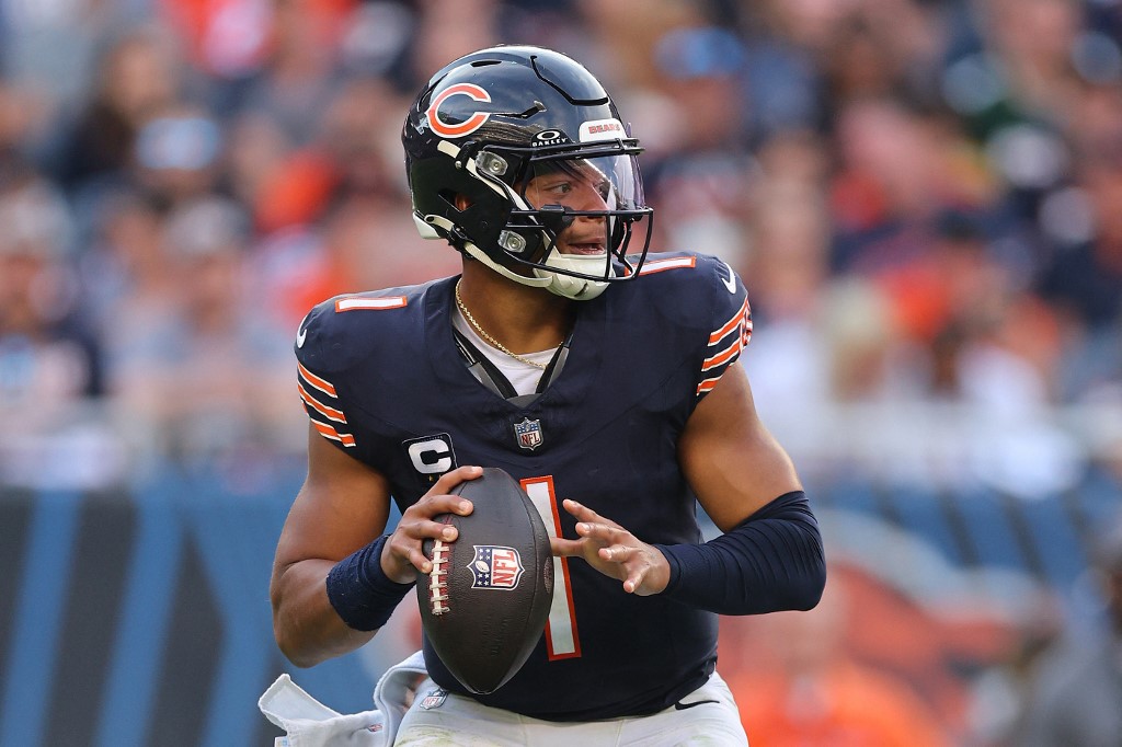 Justin Fields #1 of the Chicago Bears features in our Bears vs. Buccaneers predictions.
