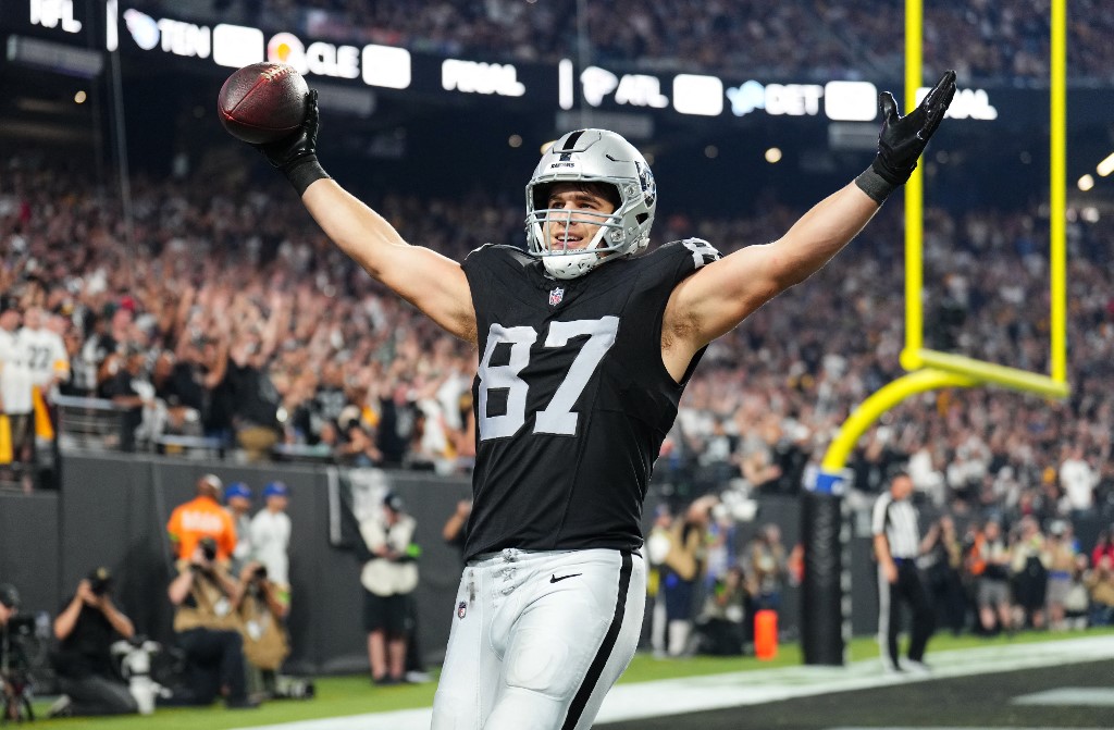 Michael Mayer of the Las Vegas Raiders celebrates after a two-point conversion in the game against the Pittsburgh Steelers during the fourth quarter as we look at our anytime touchdown scorer predictions for Week 8.
